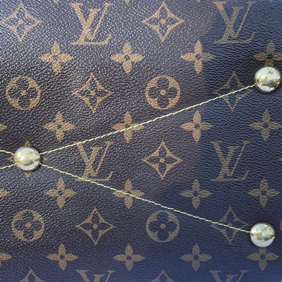 Authentic Louis Vuitton Tivoli GM Monogram EUC - Picture 5 of 16